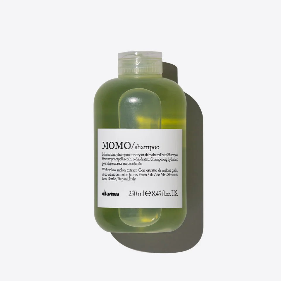 Momo Shampoo Moisturizing for Dry or Dehydrated Hair